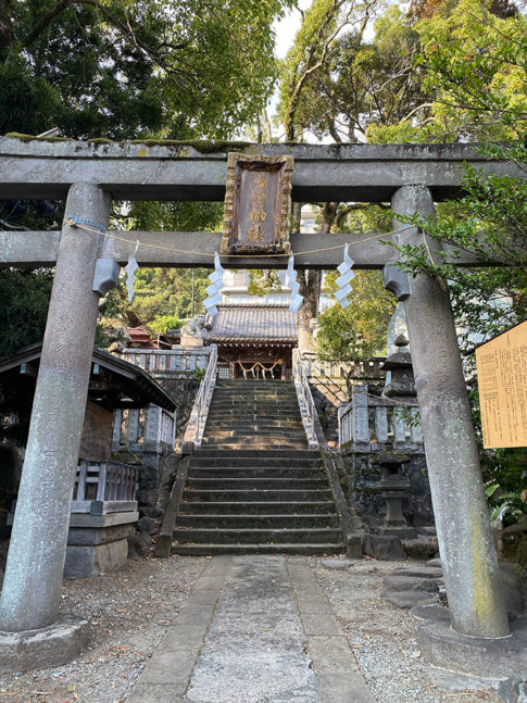 熱海の湯前神社