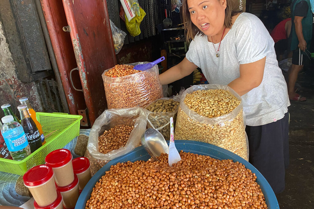 路上ピーナッツ