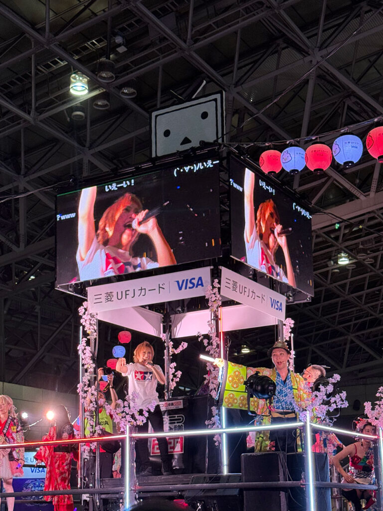 超ニコニコ盆踊りのゴールデンボンバー鬼龍院翔