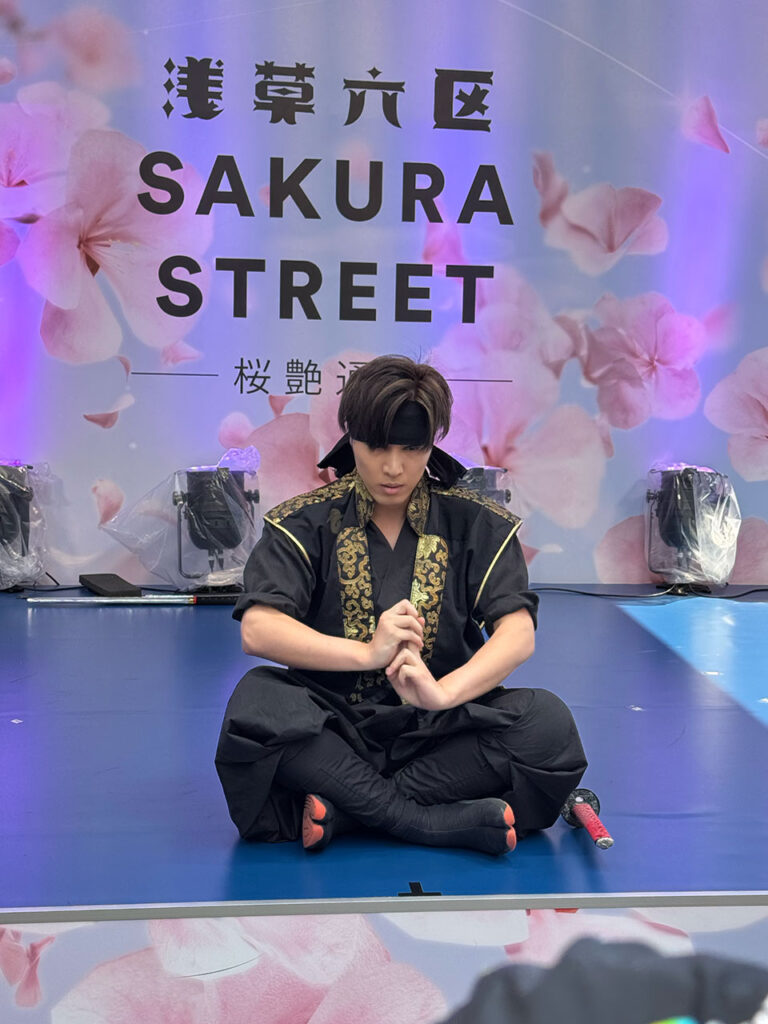 TOK¥O TRICKING MOBのアクション