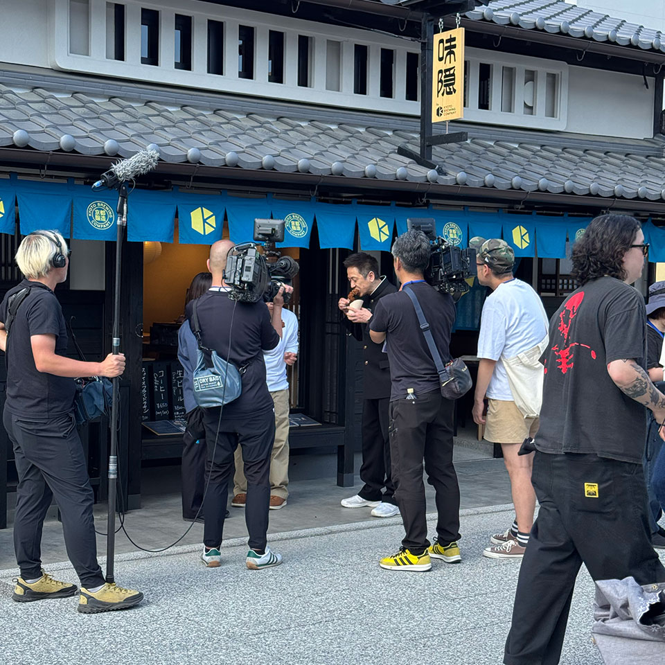 ロザンが東映太秦映画村でロケ