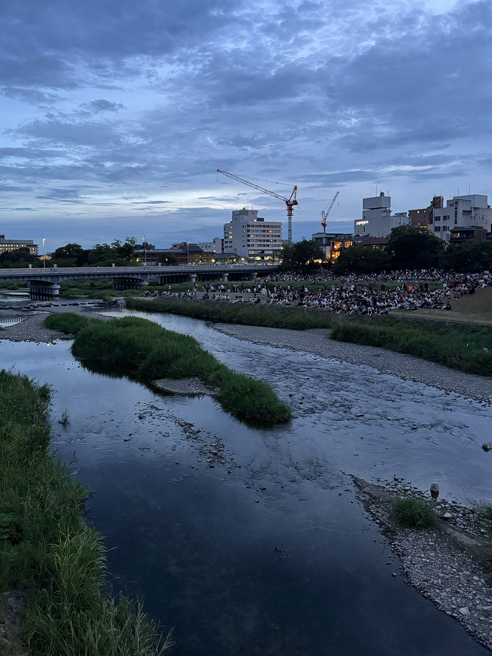 五山送り火を見る出町柳の「デルタ」