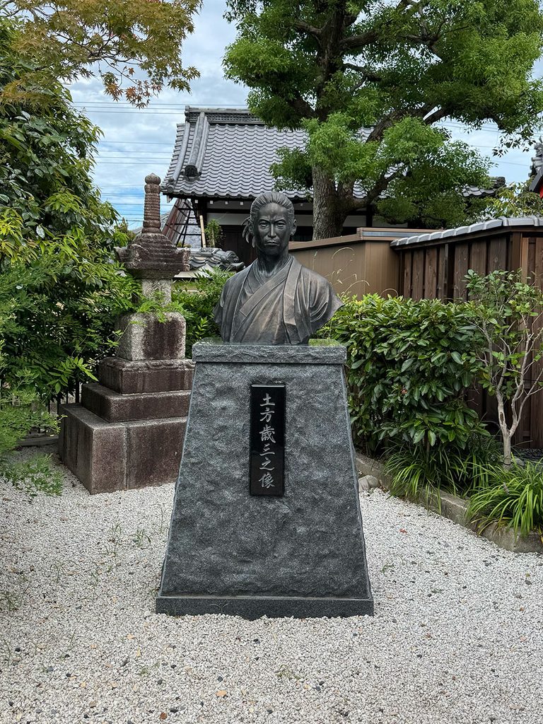 土方歳三の銅像